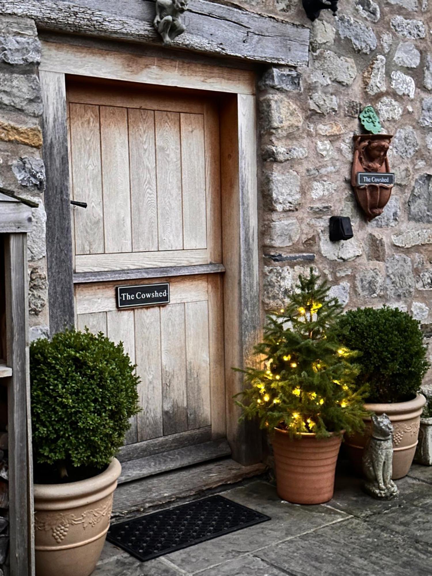 The Cowshed Panzió Llangollen Kültér fotó
